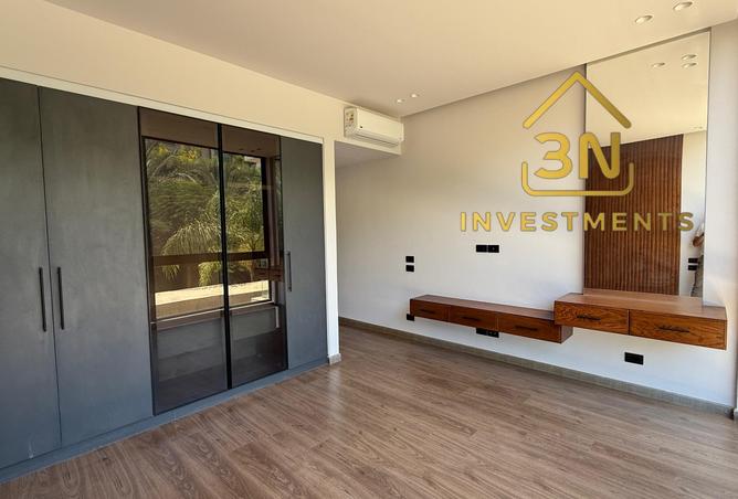 8388423 - Property Image 2