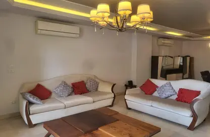 Apartment - 2 Bedrooms - 2 Bathrooms for rent in Sarayat Al Maadi - Hay El Maadi - Cairo