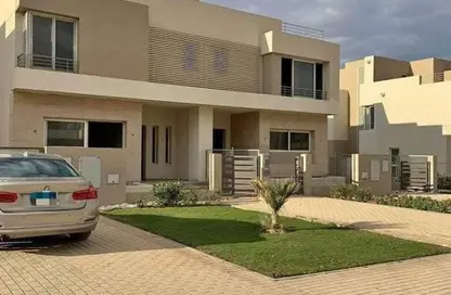 Villa - 5 Bedrooms - 6 Bathrooms for sale in The Crown - Cairo Alexandria Desert Road - 6 October City - Giza