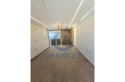 Apartment - 2 Bedrooms - 2 Bathrooms for sale in Tijan - Zahraa El Maadi - Hay El Maadi - Cairo