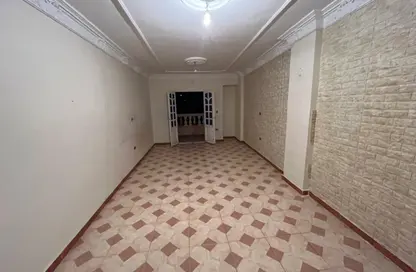 Apartment - 2 Bedrooms - 1 Bathroom for rent in El Asafra Bahary - Asafra - Hay Than El Montazah - Alexandria