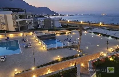 Chalet - 2 Bedrooms - 2 Bathrooms for sale in Al Ain Al Sokhna - Suez