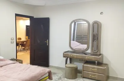 Apartment - 3 Bedrooms - 2 Bathrooms for rent in Hafez Ramadan St. - 6th Zone - Nasr City - Cairo