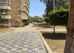 Apartment - 2 bedrooms - 2 bathrooms for للبيع in Street 31 - 1st District - Sheikh Zayed City - Giza