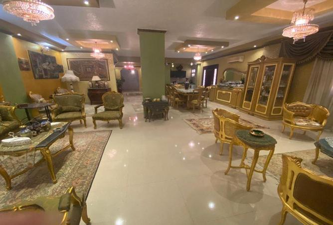 8363532 - Property Image 2