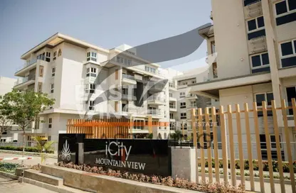 Apartment - 3 Bedrooms - 2 Bathrooms for sale in Mountain View iCity - 5th Settlement Compounds - The 5th Settlement - New Cairo City - Cairo