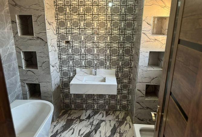 5567953 - Property Image 2