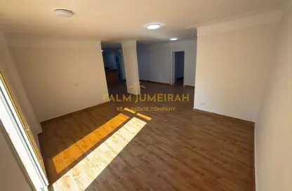 Apartment - 2 Bedrooms - 2 Bathrooms for sale in Khaled Ibn Alwaleed St. - Sidi Beshr - Hay Awal El Montazah - Alexandria