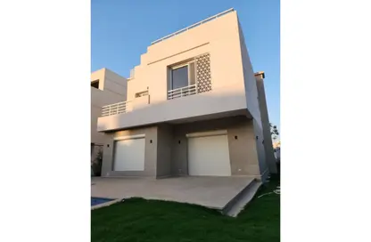 Villa - 5 Bedrooms - 4 Bathrooms for rent in Atrio - Sheikh Zayed Compounds - Sheikh Zayed City - Giza