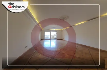 Apartment - 3 Bedrooms - 2 Bathrooms for rent in Mohamed Fawzy Moaz St. - Smouha - Hay Sharq - Alexandria