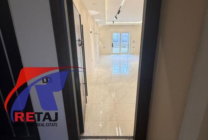 8101626 - Property Image 2