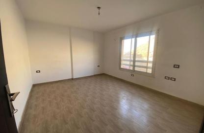 Apartment - 3 Bedrooms - 3 Bathrooms for sale in Zahraa El Maadi - Hay El Maadi - Cairo