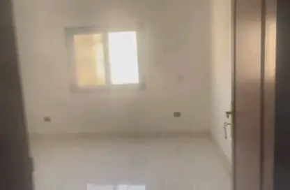 Apartment - 2 Bedrooms - 1 Bathroom for sale in Madinaty - Cairo