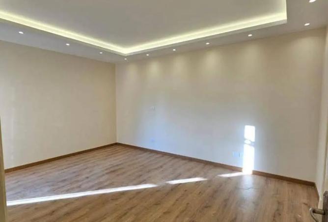 8067243 - Property Image 3
