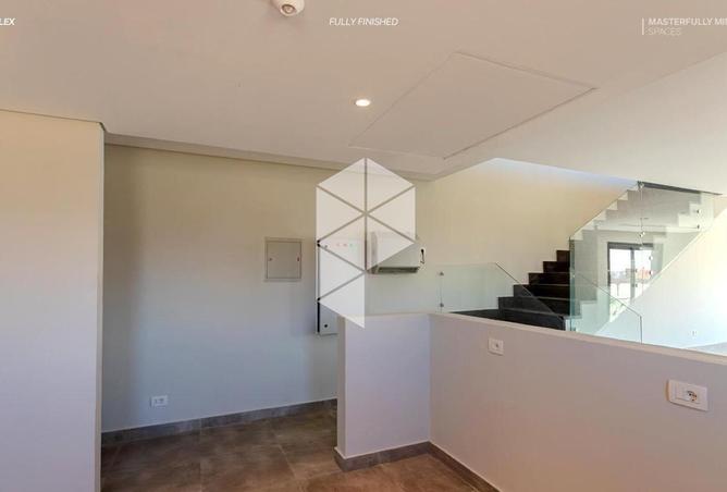 8416606 - Property Image 3