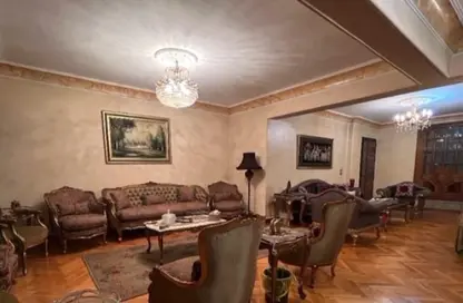 Apartment - 3 Bedrooms - 2 Bathrooms for sale in Mohamed Hassan Al Gamal St. - 6th Zone - Nasr City - Cairo