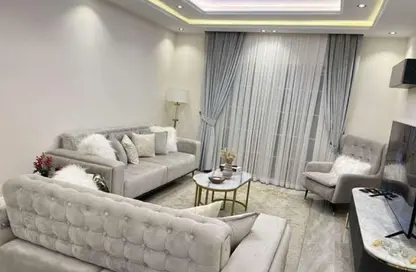 Apartment - 2 Bedrooms - 2 Bathrooms for sale in Regents Park - Al Andalus District - New Cairo City - Cairo