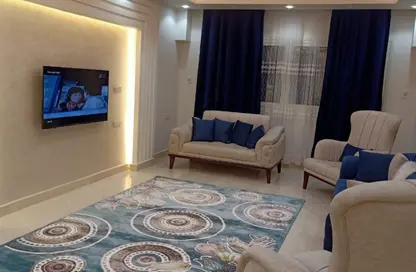 Apartment - 3 Bedrooms - 2 Bathrooms for rent in Ahmed Fakhry St. - 6th Zone - Nasr City - Cairo