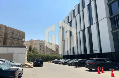 مساحات مكتبية - استوديو - 3 حمامات للايجار في هايد بارك - مدينة القاهرة الجديدة - القاهرة