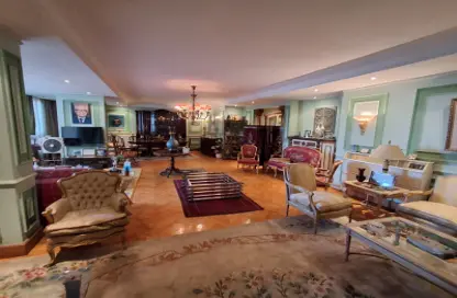 Apartment - 3 Bedrooms - 3 Bathrooms for sale in El Korba - Heliopolis - Masr El Gedida - Cairo