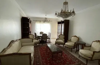 شقة - 2 غرف نوم - 2 حمامات للايجار في شارع يوسف السباعي - الرحاب المرحلة الأولى - الرحاب - مدينة القاهرة الجديدة - القاهرة
