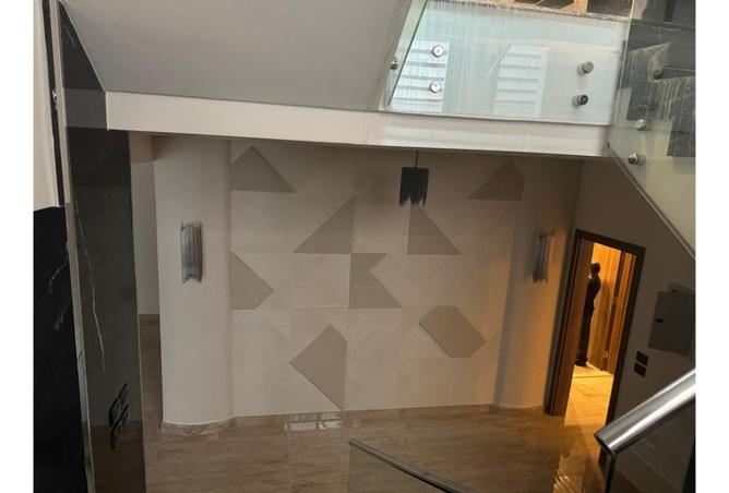 8185266 - Property Image 2