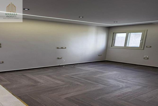 8188157 - Property Image 3