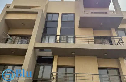 (بنتهاوس  (روف - 3 غرف نوم - 3 حمامات للايجار في فيفث سكوير - التجمع الخامس - مدينة القاهرة الجديدة - القاهرة