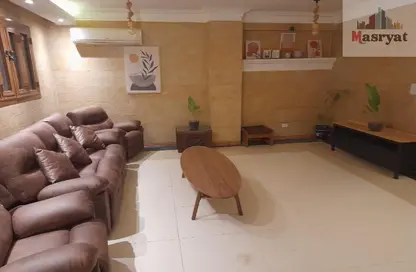 Apartment - 2 Bedrooms - 2 Bathrooms for rent in Area B - Ganoob El Acadimia - New Cairo City - Cairo