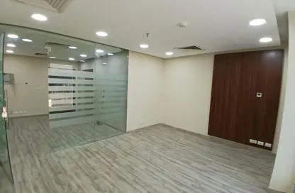 مساحات مكتبية - استوديو - 2 حمامات للايجار في شارع التسعين الشمالي - التجمع الخامس - مدينة القاهرة الجديدة - القاهرة