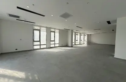 مساحات مكتبية - استوديو - 3 حمامات للبيع في ديستريكت 5 - كمبوندات التجمع الخامس - التجمع الخامس - مدينة القاهرة الجديدة - القاهرة