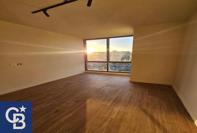 8304019 - Property Image 3