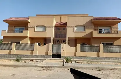 Villa - 7+ Bedrooms - 7+ Bathrooms for sale in 4th District - Sheikh Zayed City - Giza