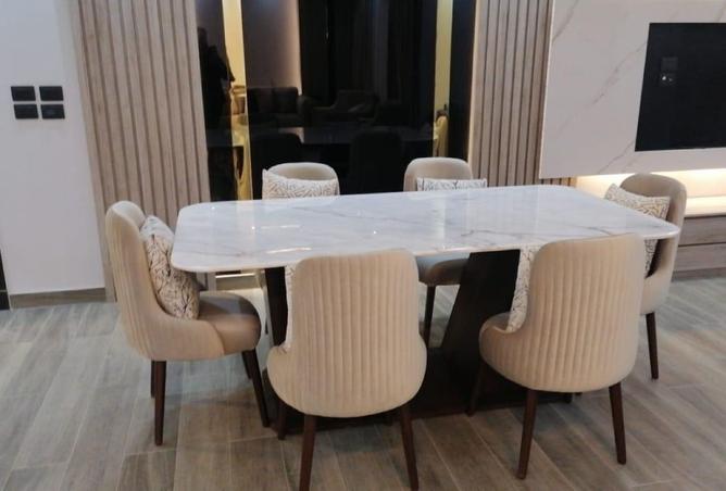 8183304 - Property Image 2