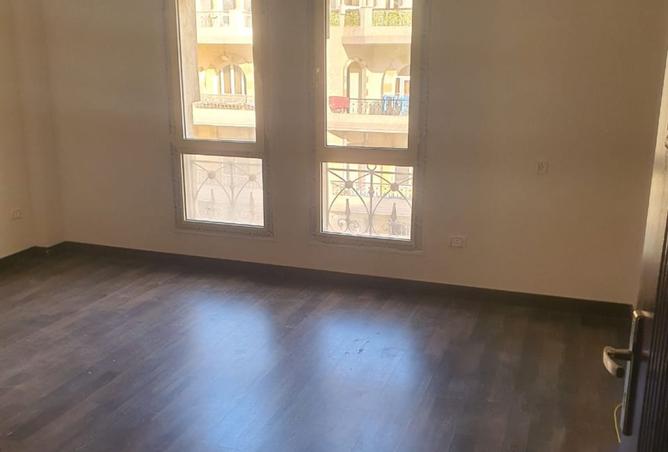 8406488 - Property Image 3