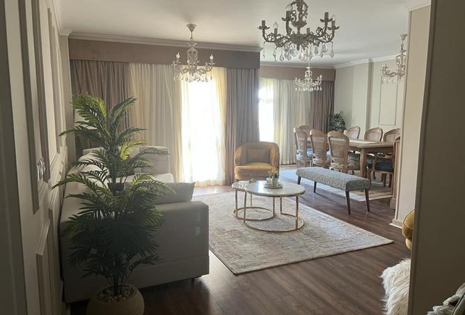 8300064 - Property Image 2