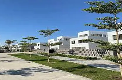 فيلا - 3 غرف نوم - 5 حمامات للبيع في كمبوند البروج - كمبوندات الشروق - مدينة الشروق - القاهرة
