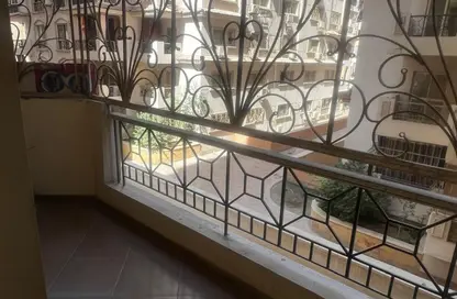Apartment - 3 Bedrooms - 2 Bathrooms for rent in Baron School Street - Al Hadaba Al Wosta - Mokattam - Cairo