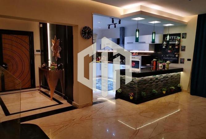 8073386 - Property Image 3