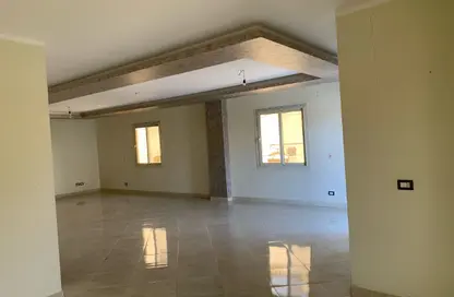 Apartment - 3 Bedrooms - 3 Bathrooms for sale in 8th District - Sheikh Zayed City - Giza