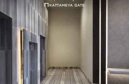 Apartment - 2 Bedrooms - 1 Bathroom for sale in Katameya Gate - El Katameya Compounds - El Katameya - New Cairo City - Cairo