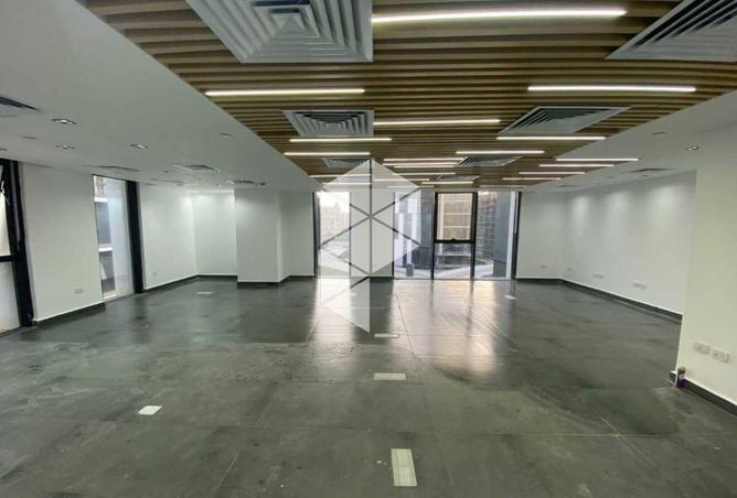 8318046 - Property Image 3