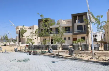 فيلا - 4 غرف نوم - 4 حمامات للبيع في ليك ويست - كمبوندات الشيخ زايد - الشيخ زايد - الجيزة