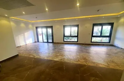 Apartment - 3 Bedrooms - 3 Bathrooms for sale in Eastown - 5th Settlement Compounds - The 5th Settlement - New Cairo City - Cairo