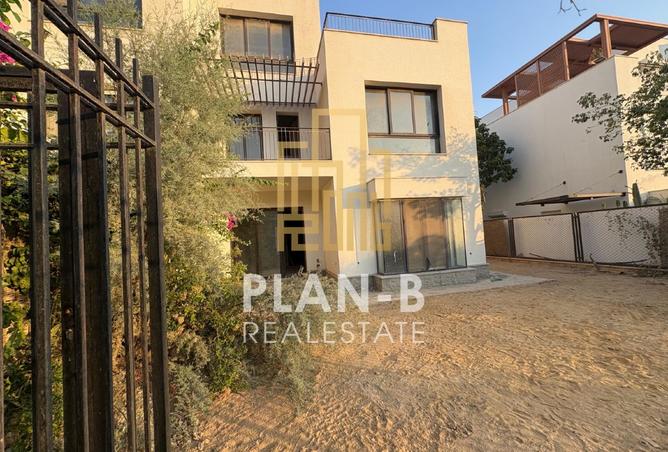 8075733 - Property Image 3