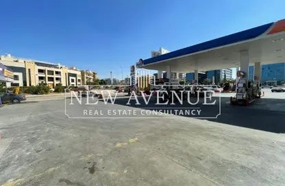 Retail - Studio - 1 Bathroom for rent in Mohamed Naguib Axis - Abou El Houl - New Cairo City - Cairo