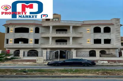 طابق كامل - 4 غرف نوم - 3 حمامات للبيع في غرب سوميد - مدينة 6 أكتوبر - الجيزة