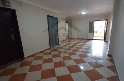 Apartment - 3 Bedrooms - 1 Bathroom for sale in Bawalino - Moharam Bek - Hay Wasat - Alexandria