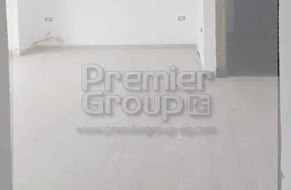 (بنتهاوس  (روف - 4 غرف نوم - 3 حمامات للايجار في غرب الجولف - كمبوندات القطامية - القطامية - مدينة القاهرة الجديدة - القاهرة