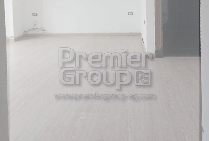 7896376 - صورة العقار 3